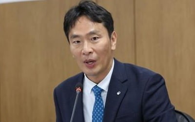  이복현 금감원장 18억원·강석훈 산은회장 28억원