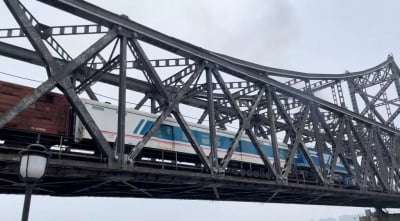북중 화물열차, 사흘 연속 아침에 운행…"대외 과시 가능성"