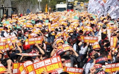 경기도 버스 노사 최종 조정회의 시작…파업 여부 밤늦게 결정