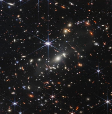 웹망원경, 130억년 전 항성 빛 포착한 듯…초기분석결과
