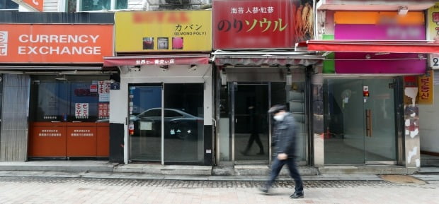 서울 중구 명동 상점들이 비어있다. /뉴스1