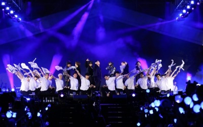 '국제행사 급' BTS 완전체 콘서트…5만 아미가 만든 '보랏빛 물결'