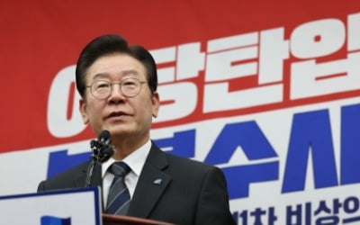 '이재명 측근' 김용 체포에 작년 10월 '3차 경선' 회자된 까닭 [오형주의 정읽남]