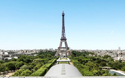 파리의 '21세기 르네상스' 알린 아트바젤…명품기업, 정부도 힘모았다  