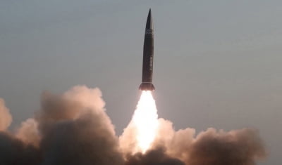 북한의 끝없는 도발…단거리 탄도미사일 2발 동해로 발사 [종합]