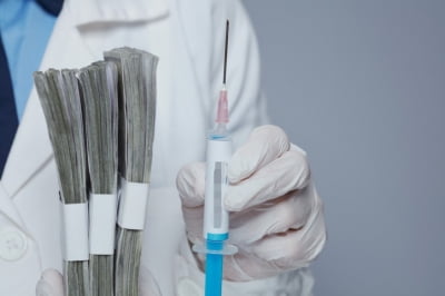 "돈 때문에 '암 환자' 과잉 치료"…보험사 요양병원 7곳 수사 의뢰