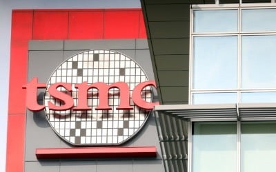TSMC 덮친 '시진핑 쇼크'…외국인들 삼성전자로 갈아탔다 