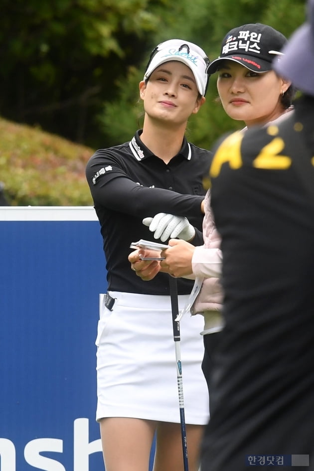 [포토] 박결, '루머 잊고 기분좋게 시작해요'(하이트진로 챔피언십)