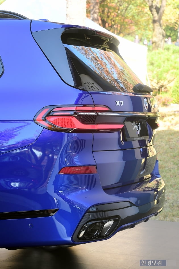 국내 출시 예정 'BMW 뉴 X7'…골프 대회서 공개됐다 [영상+]