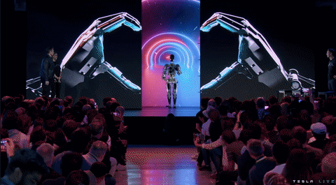 30일(현지시간) '테슬라 AI데이' 행사에서 공개된 휴머노이드 로봇 '옵티머스'. 영상=Tesla