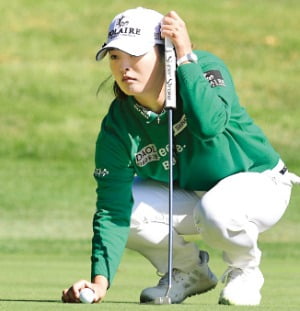 충격의 8오버파…고진영, LPGA 데뷔 후 최악 성적