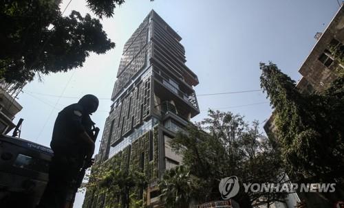 아시아 2번째 부호 암바니 살해 협박범, 인도 경찰에 체포