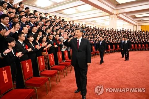 中 7중전회 "시진핑 핵심지위 수호해야"…3연임 '쐐기'(종합)