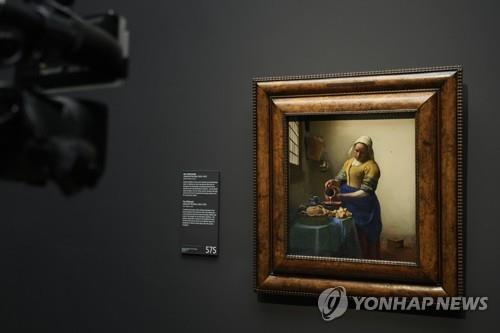 내셔널갤러리 '플루트를 든 소녀'…베르메르 작품이 아니었다