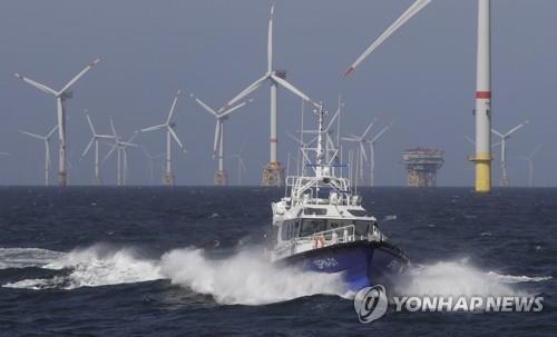 "EU, 전쟁 이후 태양광·풍력 늘려 천연가스 수입비 15조 절약"