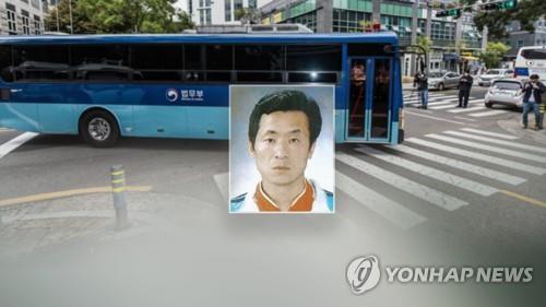 미성년자 성범죄 '재구속' 김근식 구속적부심 40여분만 종료(종합)