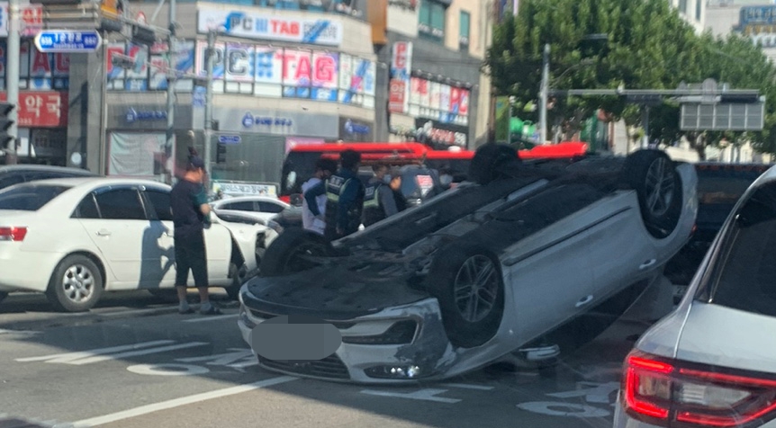 청주서 대낮 음주운전자 중앙선 넘어 차량 들이받아