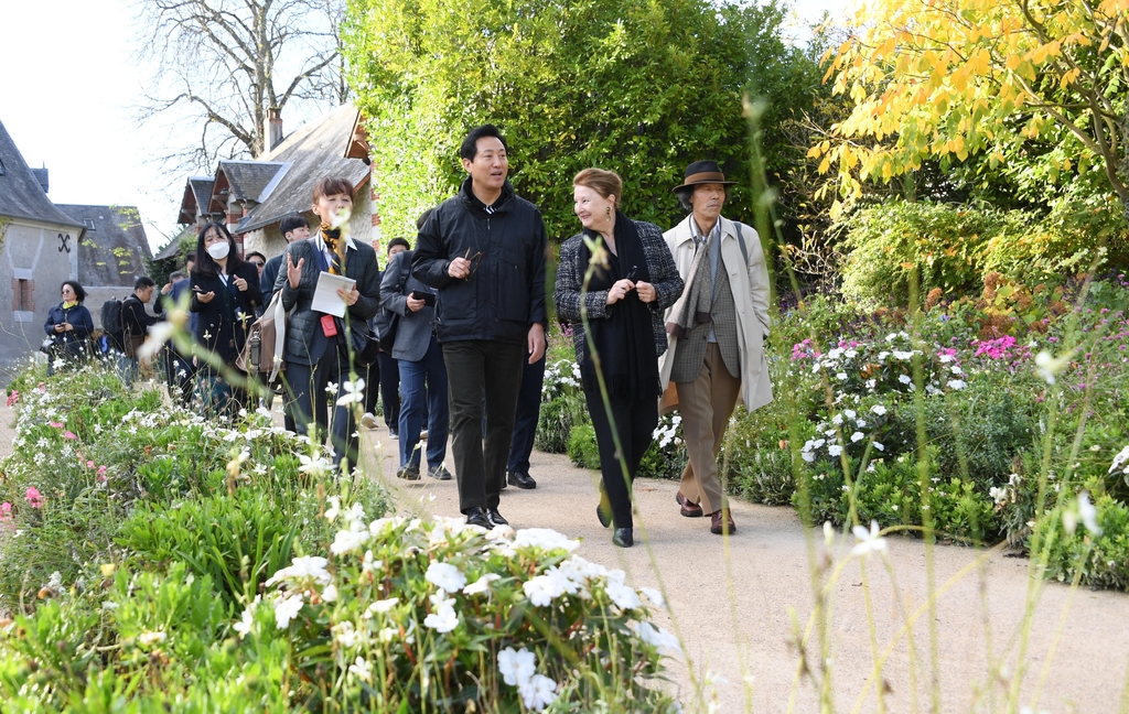 오세훈 "용산공원에 세계 정원 체험 공간 만들고파"