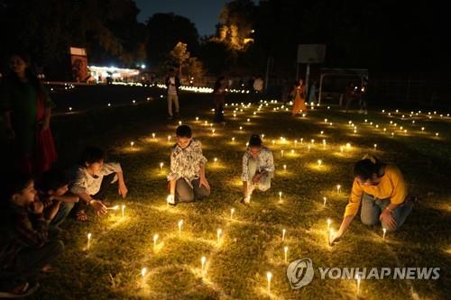 [월드&포토] 전국이 불빛으로 가득…인도 '빛의 축제' 디왈리