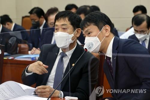 금융위원장 "시장상황 예상보다 심각했다…한은도 조치 취할 것"