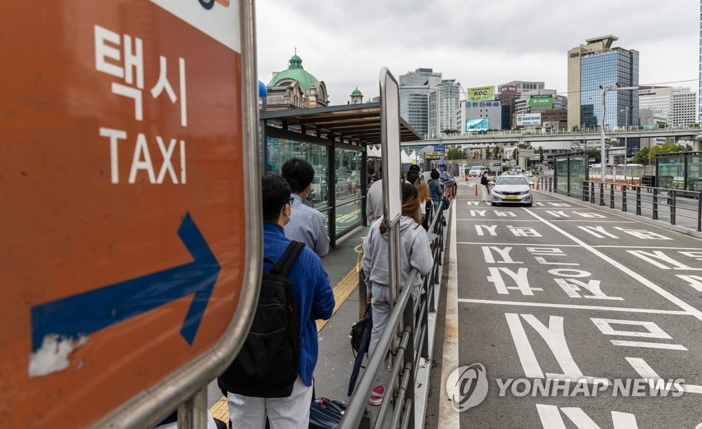 택시기사 연매출, 9천만원 버는 배달사업자 3분의 1