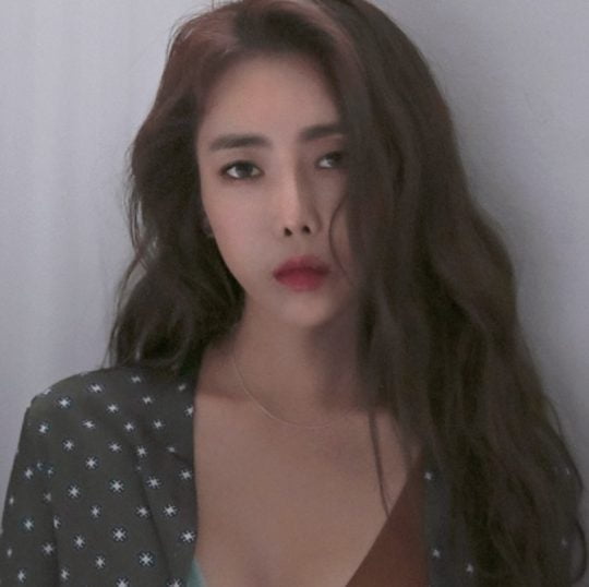 [종합] 김선혁♥주희, 뒤늦게 알려진 결혼식 …배우·가수 부부 탄생