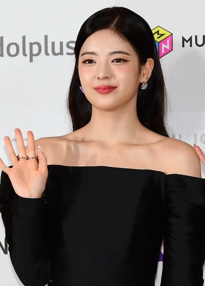 [TEN 포토] 있지 리아 '쇄골미인'