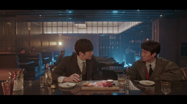 [종합] '스승' 정우, '제자' 이유미 향한 ♥사랑 깨달았다 '애틋 포옹'('제갈길')