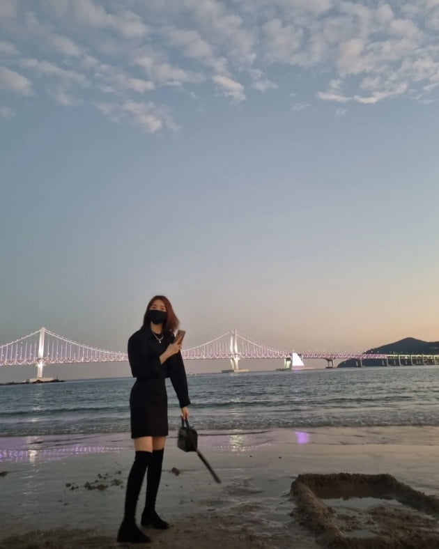 '한정민♥' 조예영, 180cm로 찍어주는 남친에 "나만의 포토그래퍼" 애정 과시[TEN★]
