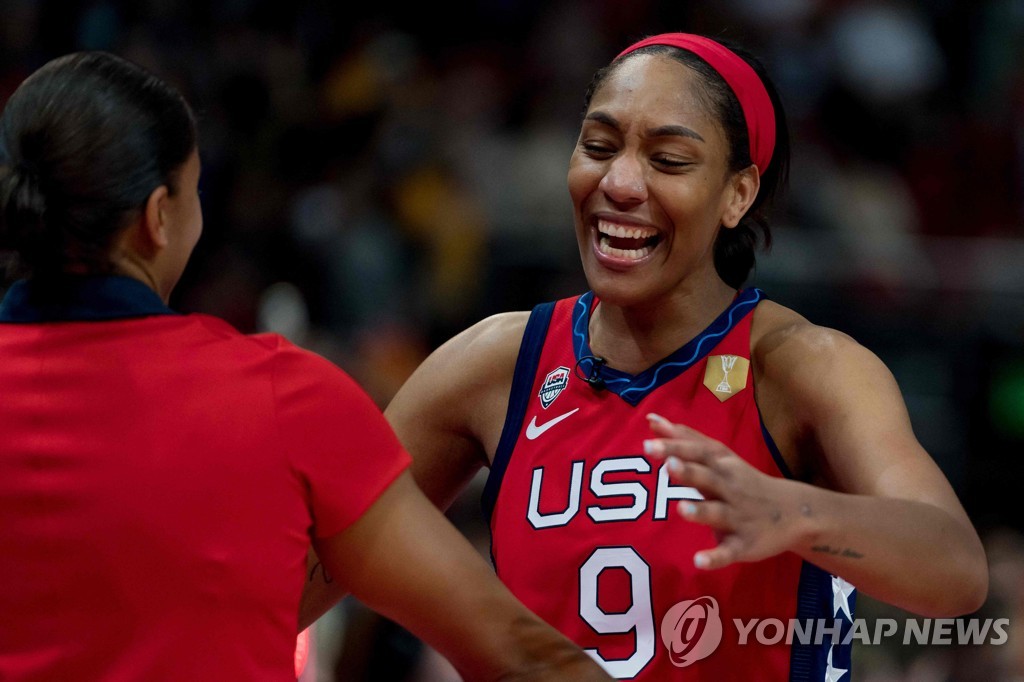 미국, 중국 꺾고 여자농구 월드컵 4연패…MVP는 윌슨