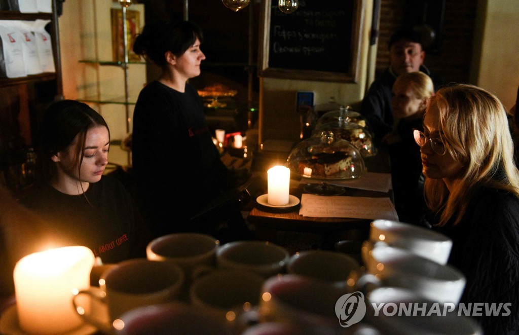 러 '추위 무기화' 전술에 우크라 주민들 혹독한 겨울 맞나