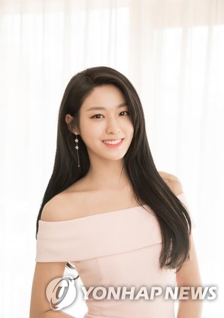 AOA 설현, 10년 몸담은 FNC 떠난다