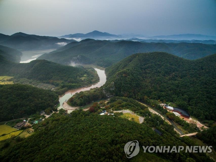 울산 국가지질공원 인증 위한 전문가 자문단 현장 회의