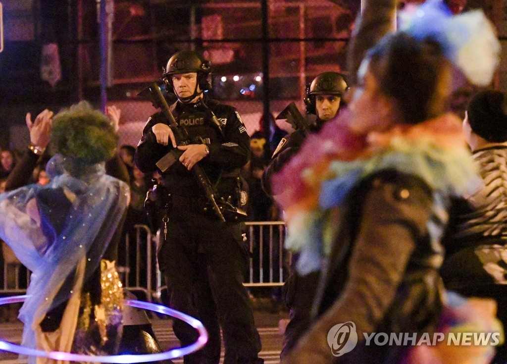 [이태원 참사] "역대 핼러윈마다 비극 되풀이"…외국도 사건사고 빈발