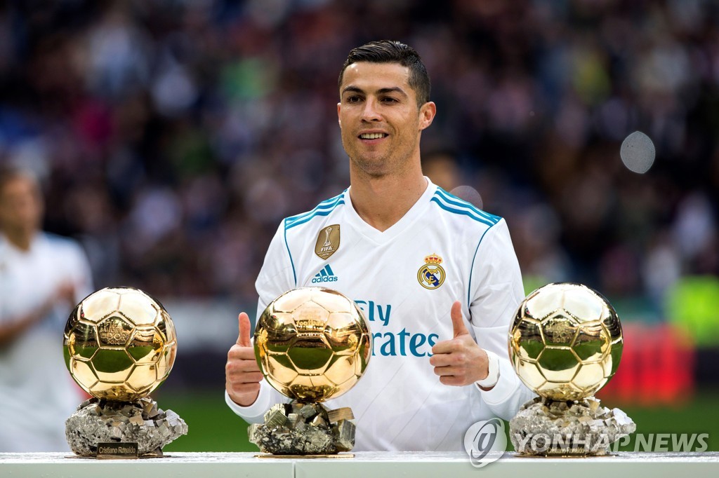 A era de Minaldo também foi definida na Bola de Ouro... Com exceção de Messi, Ronaldo ficou em 20º lugar