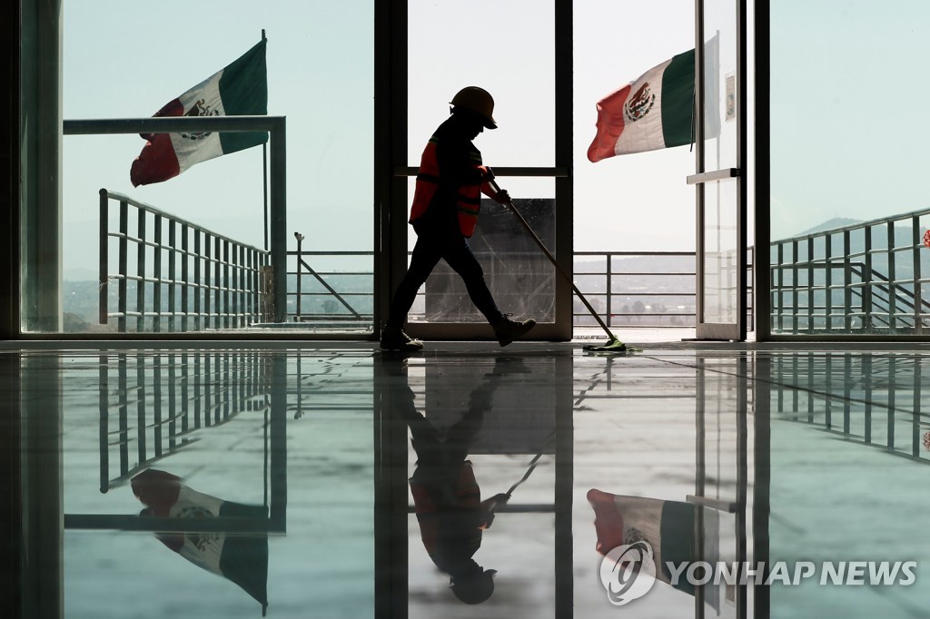 [특파원 시선] '환승 친구' 한국-멕시코…직항 하늘길 언제쯤