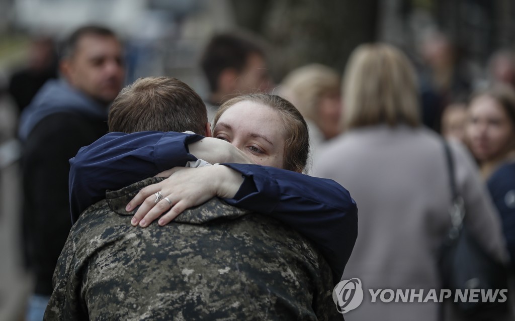 푸틴, 계엄령으로 총력 태세…점령지 우크라인 병력동원 포석도