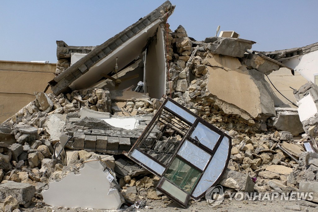 이란 북서부서 규모 5.4 지진…"500여명 부상"