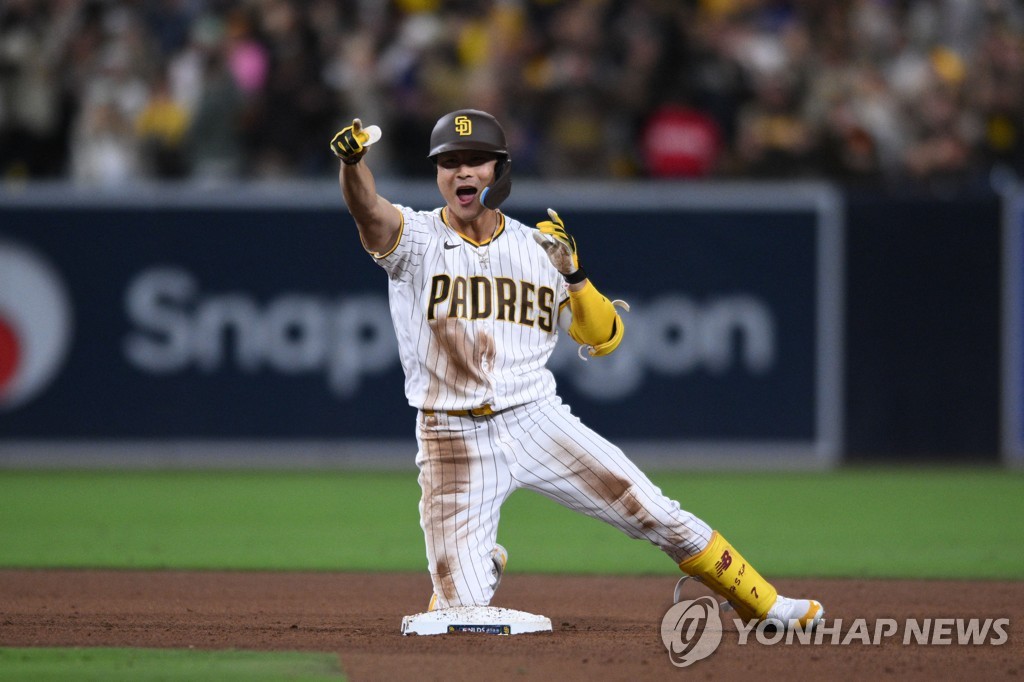 김하성 짜릿하고 강렬했던 가을…11월 MLB 올스타로 '금의환향'