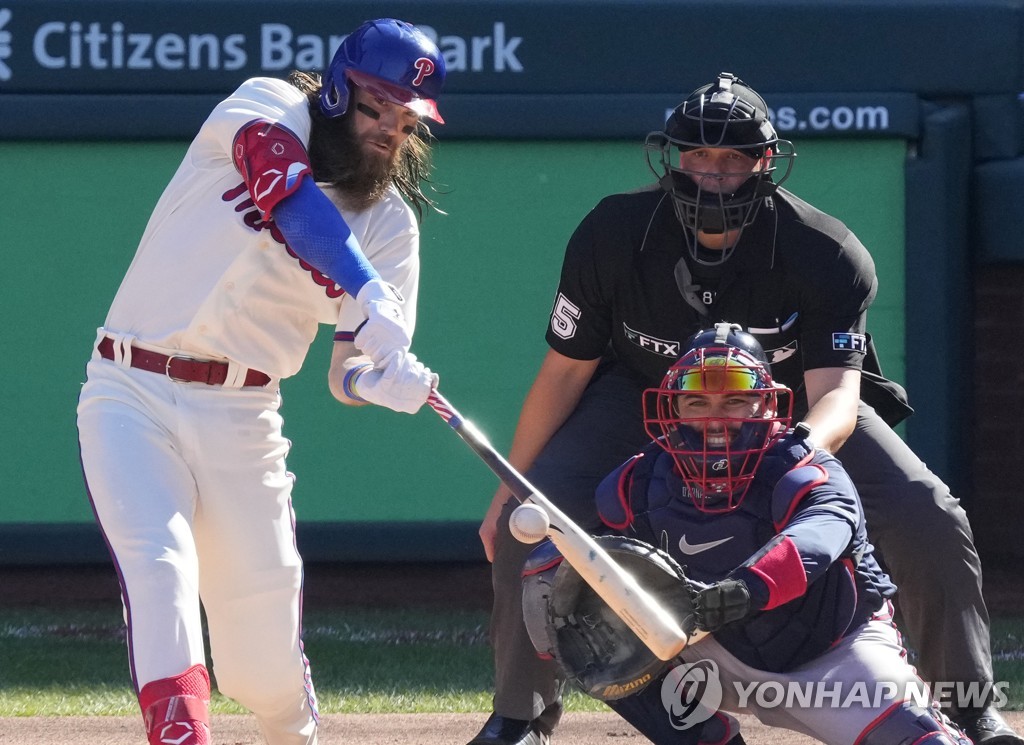 MLB 필라델피아, 애틀랜타 꺾고 12년 만에 NLCS 선착