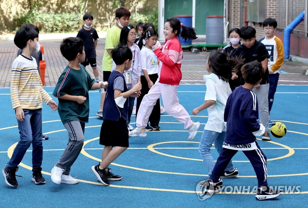 20세 미만 60∼70% 확진 이력…"수능 때 유증상자 고사실 분리"(종합)