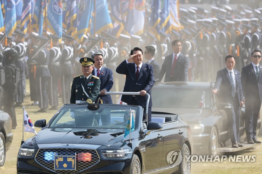 [전문] 尹대통령 국군의날 기념사…"강군으로 성장한 軍 자랑스러워"