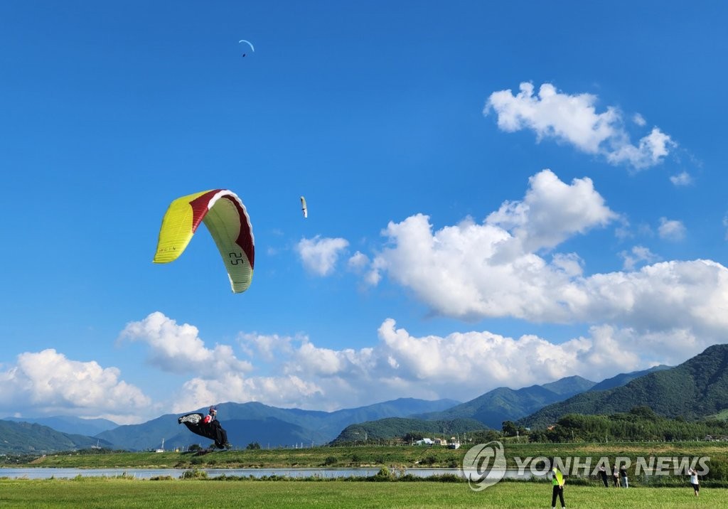 부산·울산·경남 가끔 구름…낮 최고 20∼22도