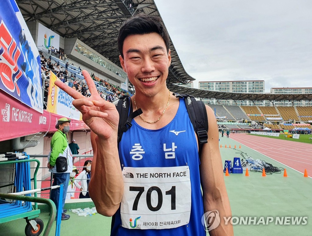 [전국체전] 수영 황선우, 금빛 영역 시작…체조 신솔이, 대회 첫 4관왕