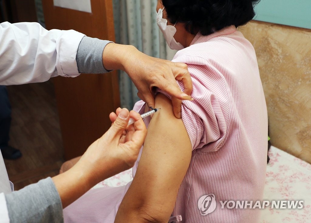 화이자 '오미크론 대응' 개량백신 78만회분 오늘 국내 도입