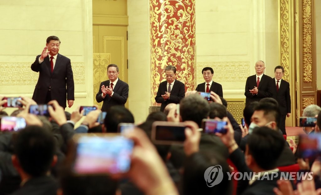 [르포] 시진핑계 일색 최고지도부 등장에 각국 취재진도 '깜놀'