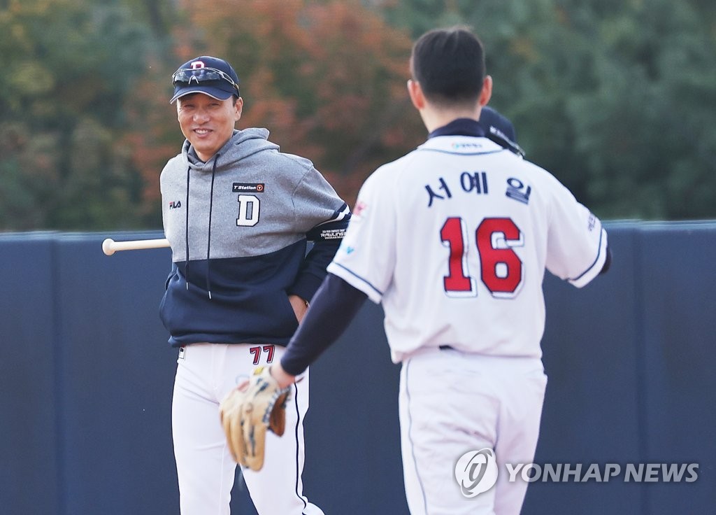 두산 김인태 "이승엽 감독님 칭찬받았으니, 더 열심히"