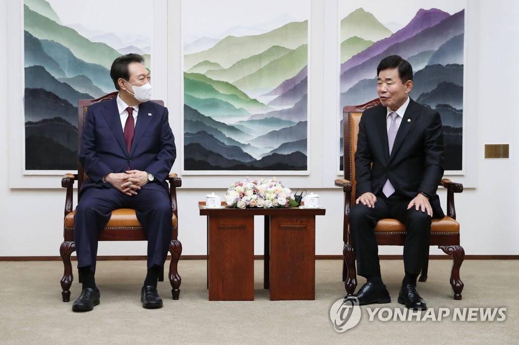 김의장, 尹 시정연설 앞두고 '비속어 논란' 사과 요청