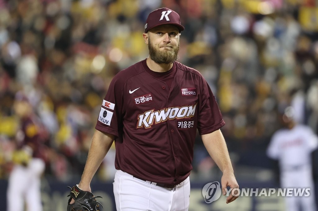 키움, 6-0으로 앞서다가 7-6으로 진땀승…PO 1승 1패(종합)