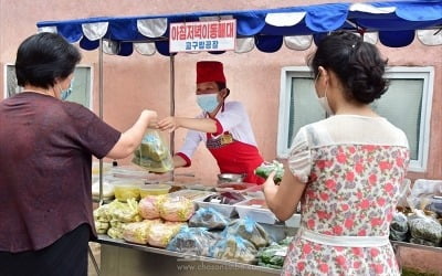 北 평양서 '밥 공장' 인기…밥·국·반찬류 등 이동 판매